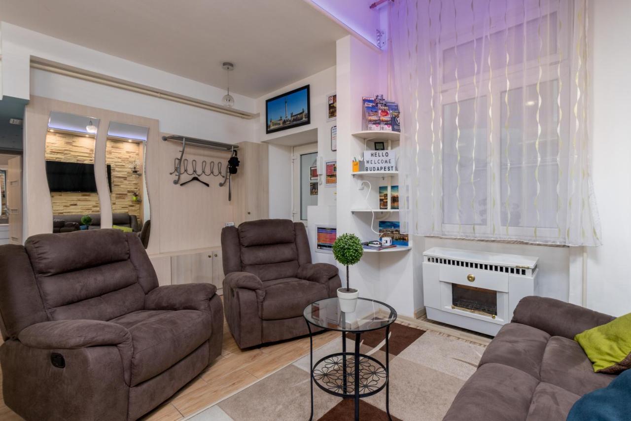 Fireworks Rakoczi - Free Parking - 3 Bedrooms - 2 Bathrooms Budapest Kültér fotó