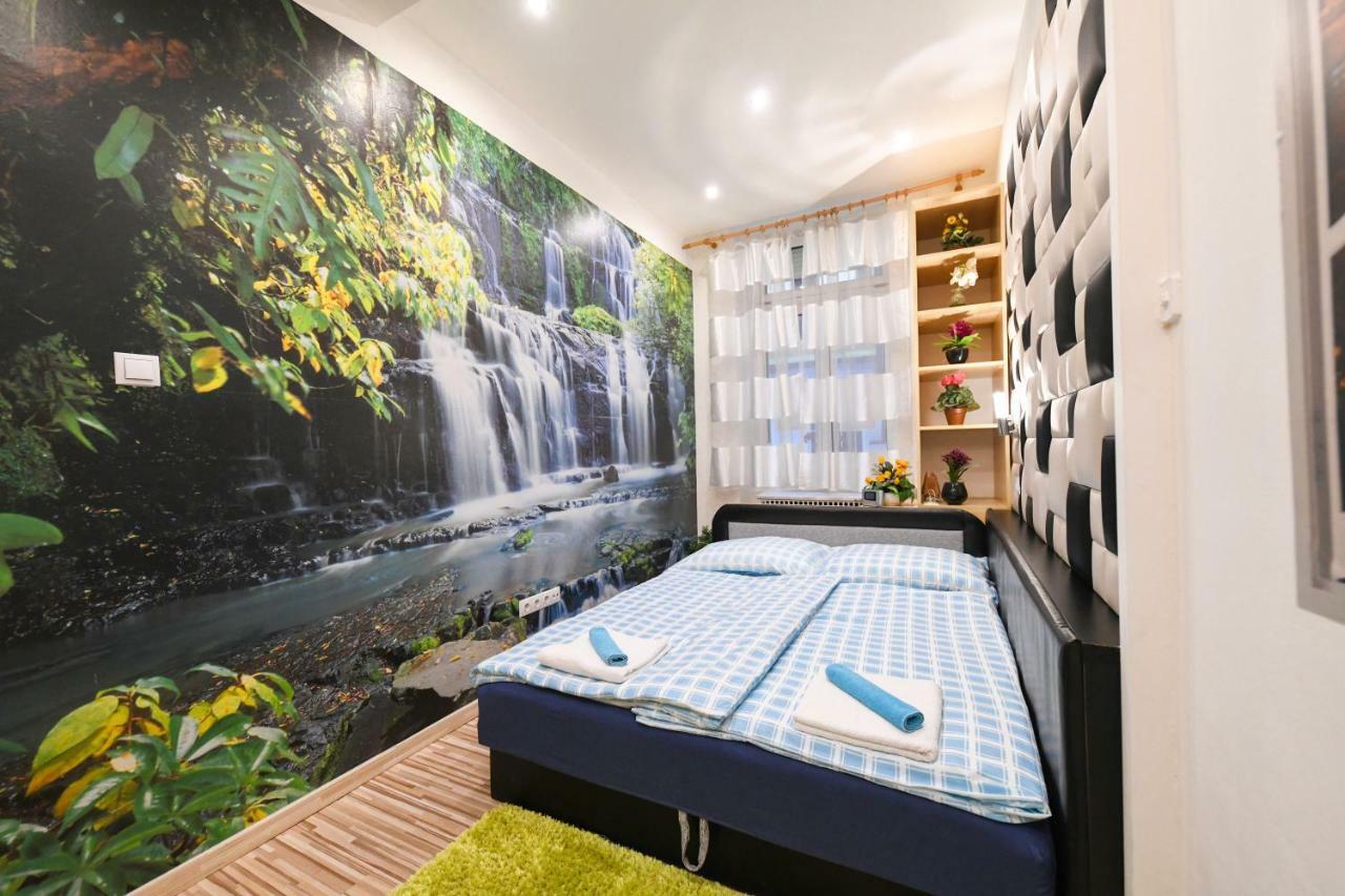 Fireworks Rakoczi - Free Parking - 3 Bedrooms - 2 Bathrooms Budapest Kültér fotó