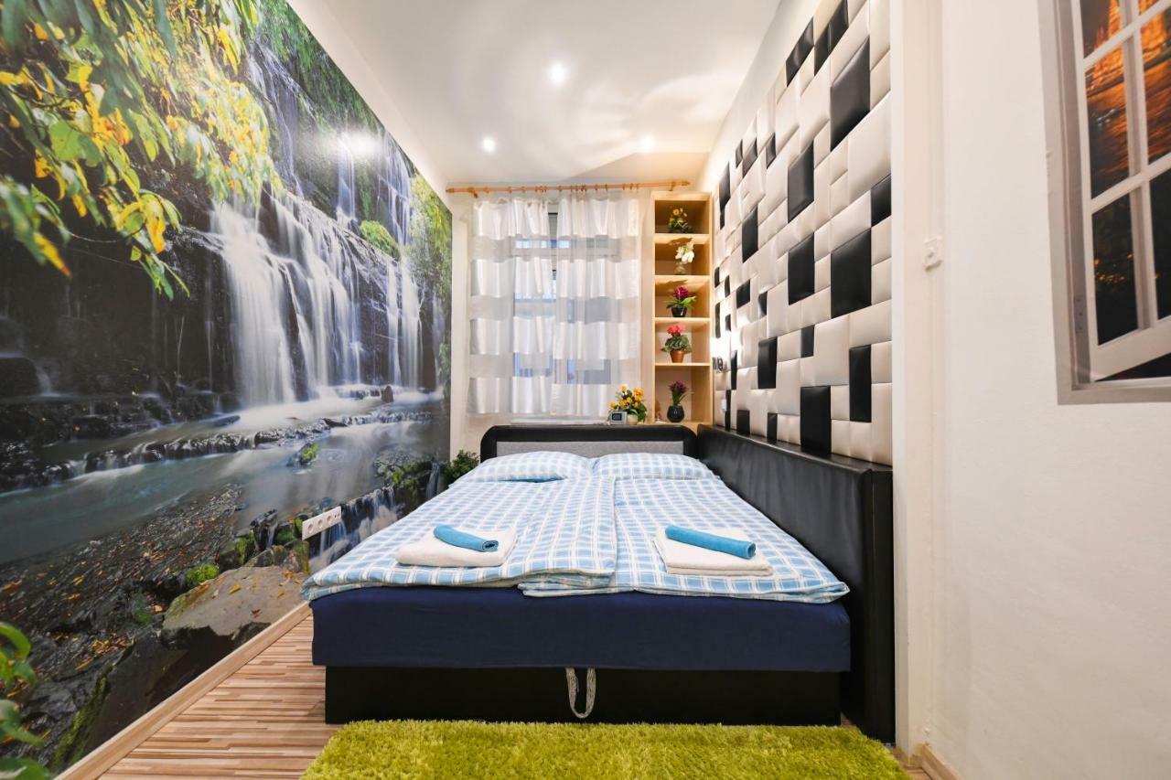 Fireworks Rakoczi - Free Parking - 3 Bedrooms - 2 Bathrooms Budapest Kültér fotó